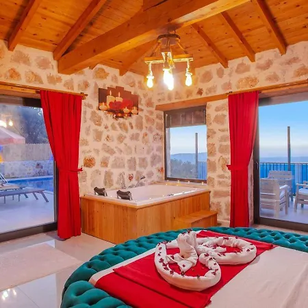 Uezuemlue 2 Bedroom Secluded With Hot Tub فيلة *
