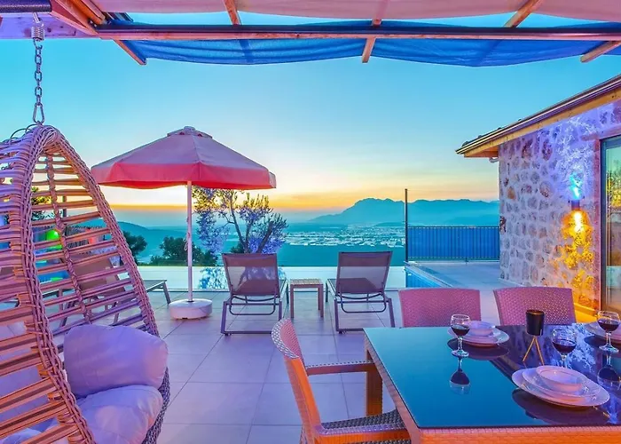 Uezuemlue 2 Bedroom Secluded With Hot Tub Калкан