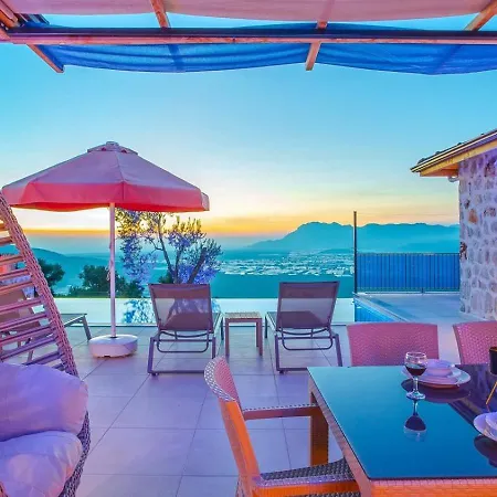 Uezuemlue 2 Bedroom Secluded With Hot Tub Kalkan